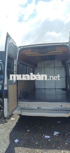 Ford Transit 16 chỗ Vàng cát 2011