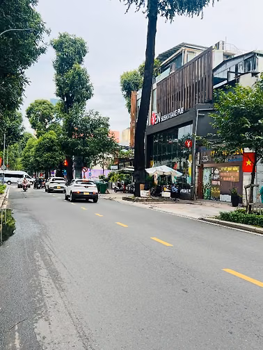 VỊ TRÍ KIM CƯƠNG – ⭐️ Bán tài sản Mặt tiền 15-15A Lê Quý Đôn, P6, Q3