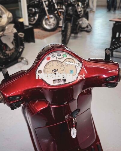 Piaggio Vespa LX Rubino Profondo 2018 125cc Đỏ