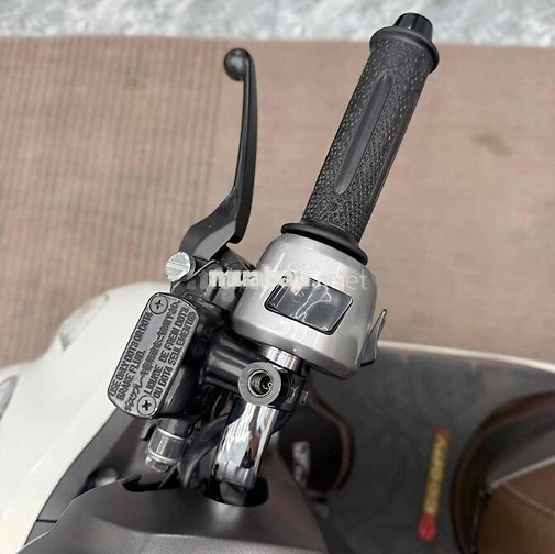 Honda Scoopy 2024 Trắng Nhám Bstp 9 Chủ