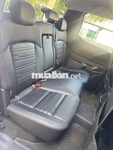Ford Ranger 2025 Sport 4x4 Trắng 14.000km