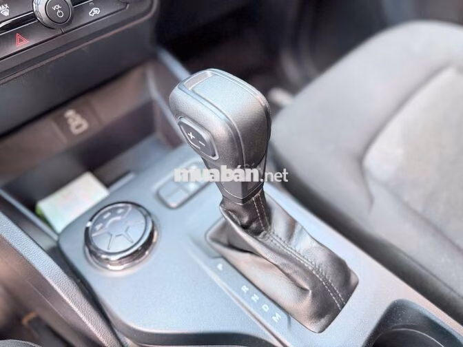 Ford Ranger 2022 4x4, bảo hành 2027, vay 75%