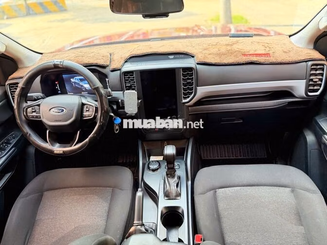 Ford Ranger 2022 4x4, bảo hành 2027, vay 75%