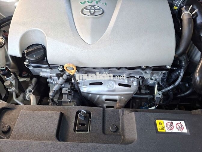 Toyota Vios E 2023 Số sàn zin màu Ghi vàng