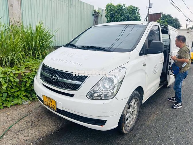 Hyundai Starex 2015 Trắng Xe tải van