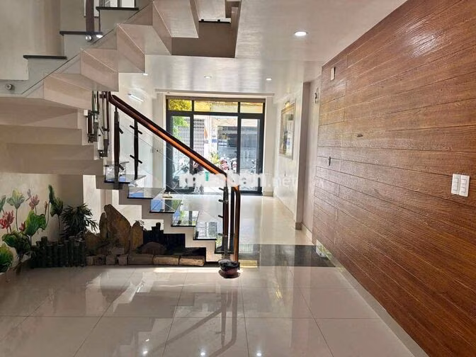 CHO THUÊ NHÀ HẺM XE HƠI. 1 TRỆT 1 LỬNG 3 LẦU, DT 4×15 CÓ 4PN