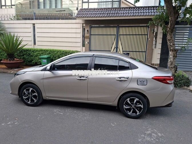 Toyota Vios E 2023 Số sàn zin màu Ghi vàng
