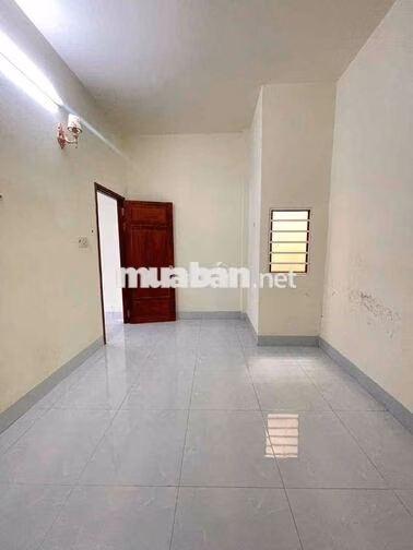 Nhà lầu 2 phòng KdC Đối Diện BV Nhi Đồng
