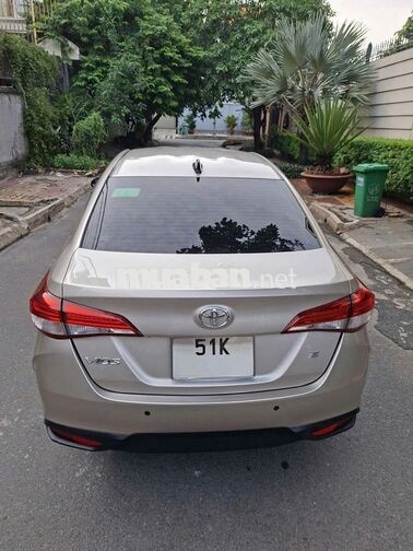 Toyota Vios E 2023 Số sàn zin màu Ghi vàng
