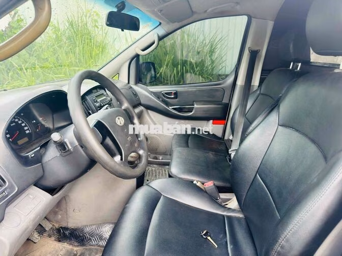 Hyundai Starex 2015 Trắng Xe tải van
