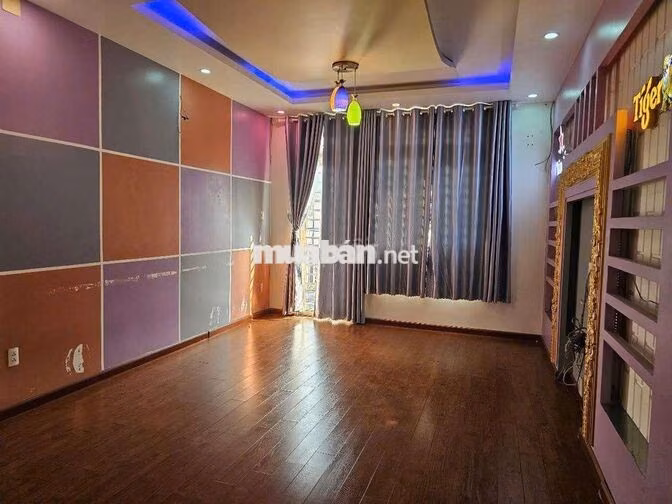 CHO THUÊ NHÀ HẺM XE HƠI. 1 TRỆT 1 LỬNG 3 LẦU, DT 4×15 CÓ 4PN