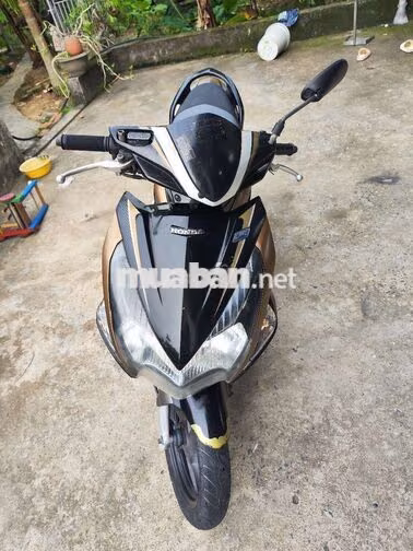 Honda Airblade 2012 Vàng đen