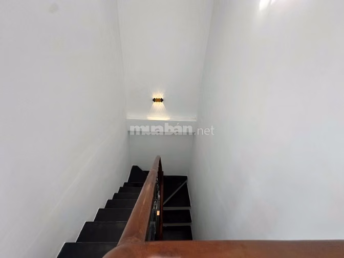 Nhà mới đẹp 3 lầu, đầy đủ nội thất Trương Thị Hoa - Q12