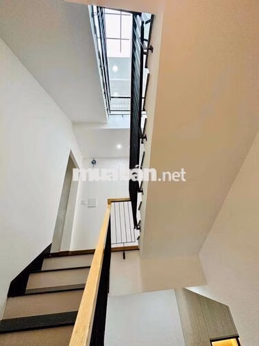 185 ✨ 🏡 CHO THUÊ NHÀ 3 TẦNG MẶT TIỀN HOÀI THANH