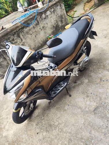 Honda Airblade 2012 Vàng đen