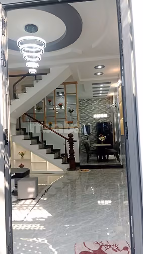 Nhà mới đẹp 3 lầu, đầy đủ nội thất Trương Thị Hoa - Q12