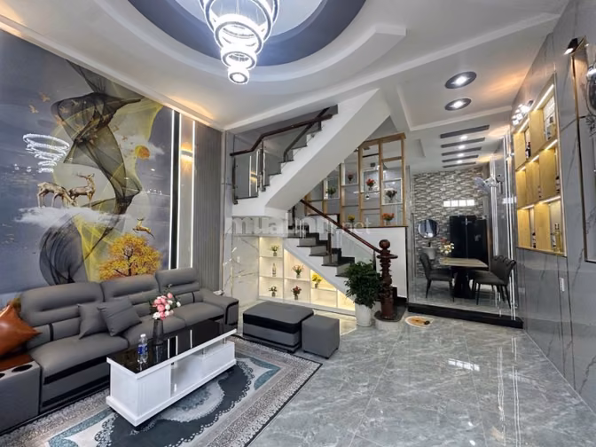 Nhà mới đẹp 3 lầu, đầy đủ nội thất Trương Thị Hoa - Q12