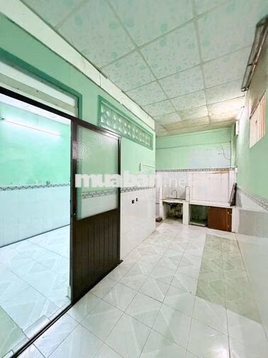 Cho thuê nhà vị trí đẹp Dương Bá Trạc P1-Q8
- Vị trí: hẻm 3m