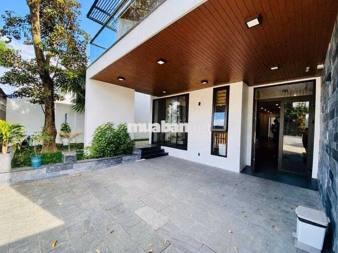 CHO THUÊ VILLA CAO CẤP LUXURY SÂN VƯỜN