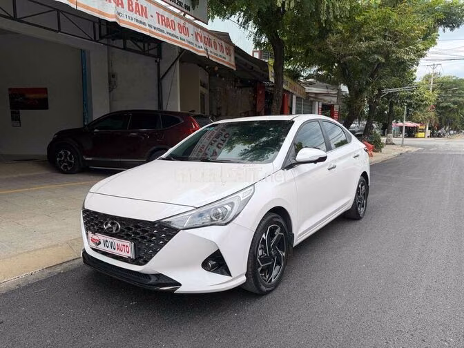 Hyundai Accent ATH 2023 Trắng Tự động 5 vạn