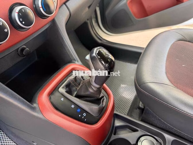 Hyundai I10 2018 Sedan Trắng Tự động
