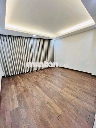 NHÀ ĐẸP GIÁ TỐT - 201C Hoàng Hoa Thám, P12, TB - 5x18m, 4 Tầng, 360m2