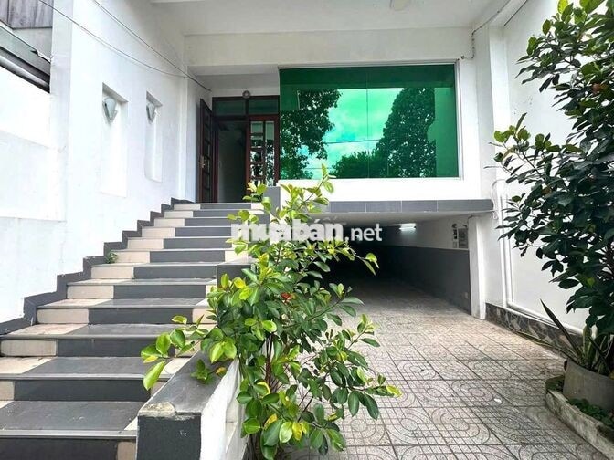 Nhà 4 tầng đường 10m Đường 25 khu Bên Sông hiệp bình chánh có tầng hầm
