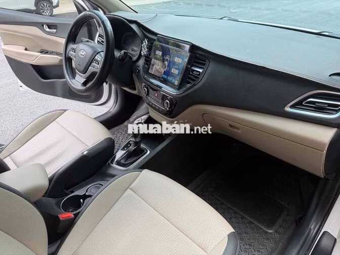 Hyundai Accent ATH 2023 Trắng Tự động 5 vạn