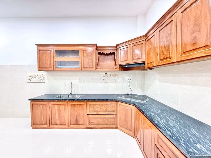 CHO THUÊ NHÀ MỚI 4 PHÒNG NGỦ FULL NỘI THẤT CÓ THANG MÁY KĐT MỸ GIA