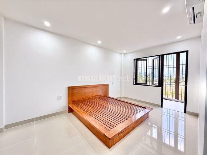 CHO THUÊ NHÀ MỚI 4 PHÒNG NGỦ FULL NỘI THẤT CÓ THANG MÁY KĐT MỸ GIA