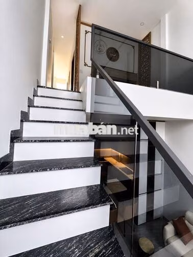 CHO THUÊ NHÀ MỚI ĐẸP 3 PHÒNG NGỦ ĐẦY ĐỦ NỘI THẤT KHU VỰC VĨNH HÒA
