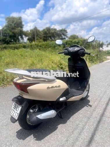 Honda Lead Fi 2011 Vàng kem