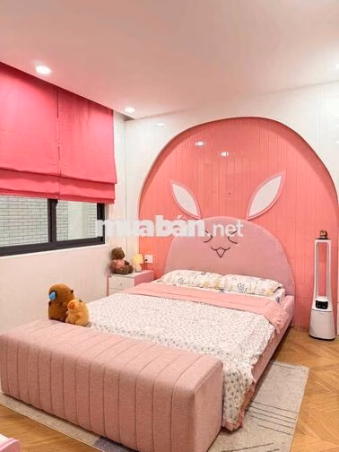 Nhà phố siêu đẹp, phù hợp mở cty văn phòng , spa
