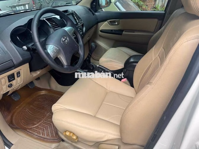 Toyota Fortuner G 2016 Số sàn Trắng