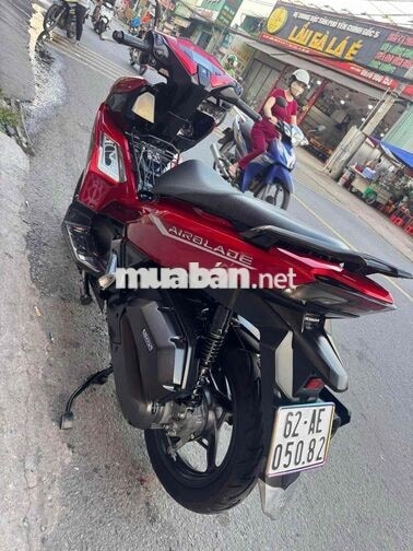 Honda Airblade 4 val Thể thao Xăng Đỏ