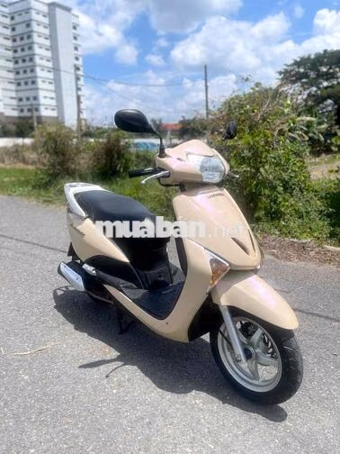 Honda Lead Fi 2011 Vàng kem