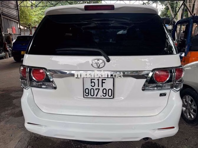 Toyota Fortuner G 2016 Số sàn Trắng