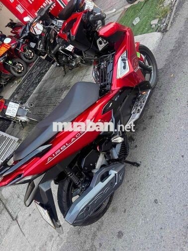 Honda Airblade 4 val Thể thao Xăng Đỏ