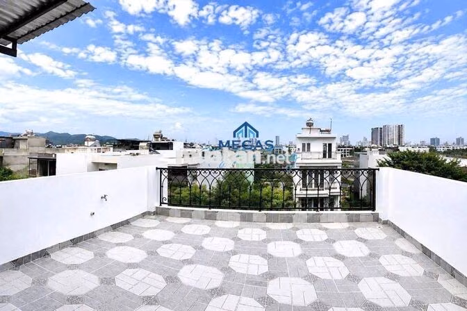 NHÀ NGUYÊN CĂN 4 PHÒNG NGỦ NỘI THẤT MỚI KDT MỸ GIA NHA TRANG