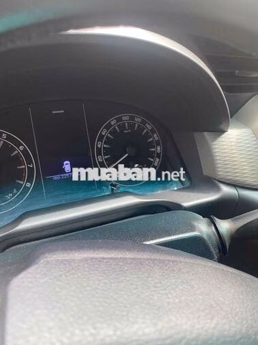 Toyota Innova 2018 Xám 225749 km
