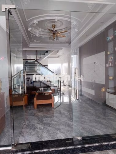 Nhà mới 3 ngủ, 3WC, gara ôtô, Cách Hạ An Duơng