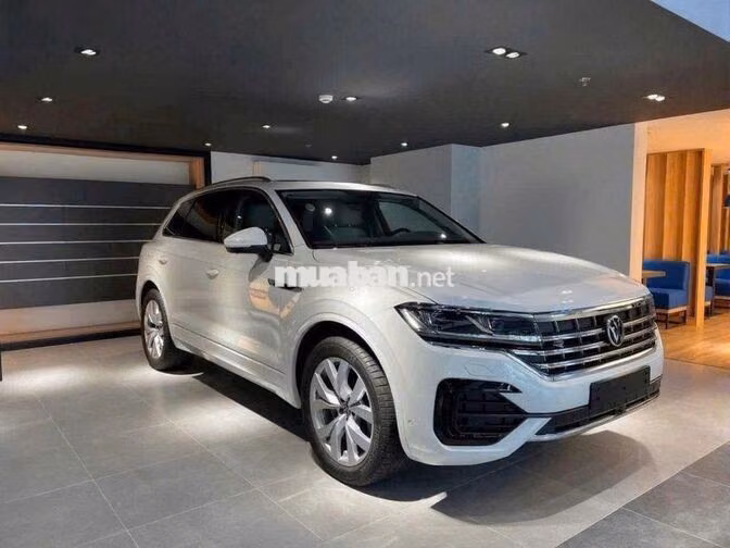 Volkswagen Touareg Luxury 2.0 TSI 2023 Trắng