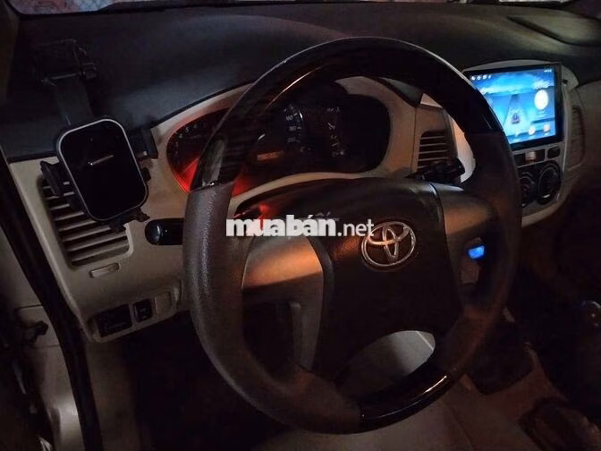 Toyota Innova 2016 Vàng cát 110000 km