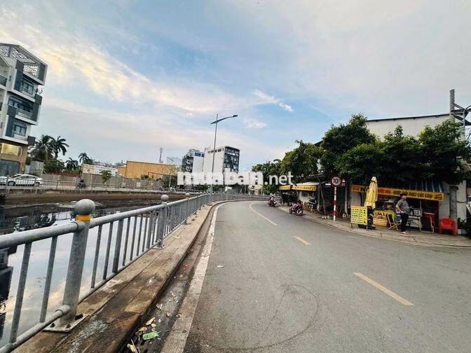 CHO THUÊ GÓC 2MT NGAY DƯƠNG QUẢNG HÀM GÒ VẤP