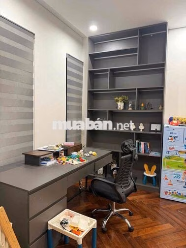183✨ 🏡 CHO THUÊ NHÀ 2 TẦNG MẶT TIỀN NGUYỄN KHANG