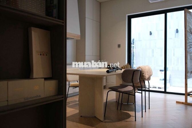 Bán nhà đẹp mặt tiền khu dân cư Phú Mỹ- Nội thất cao cấp vào ỏ ngay