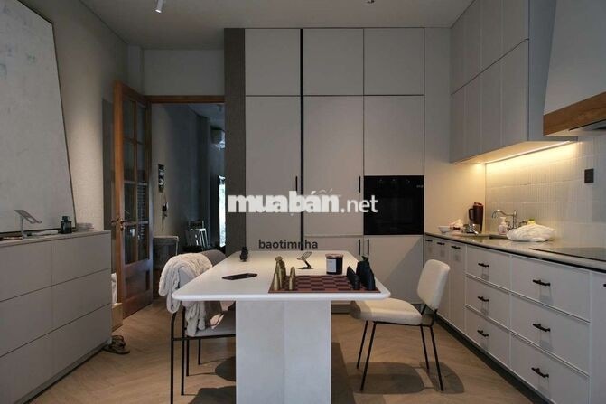 Bán nhà đẹp mặt tiền khu dân cư Phú Mỹ- Nội thất cao cấp vào ỏ ngay