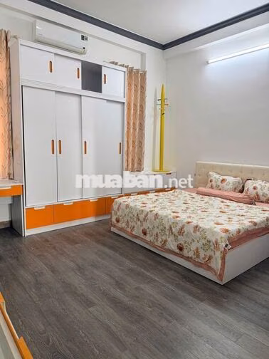 CHO THUÊ NHÀ MẶT TIỀN NGAY TRUNG TÂM