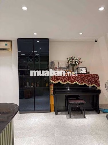 183✨ 🏡 CHO THUÊ NHÀ 2 TẦNG MẶT TIỀN NGUYỄN KHANG