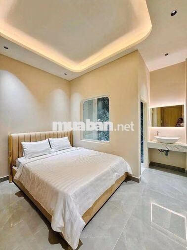 Hẻm 6m Bờ Bao Tân Thắng, 4 Tấm, 4 x 18m, 5 Phòng Ngủ, 5 wc, sân Thượng